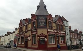 Brownlows Inn Guest House Formerly The King Harry Accommodation